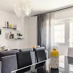 Apartment Costanza In Rome